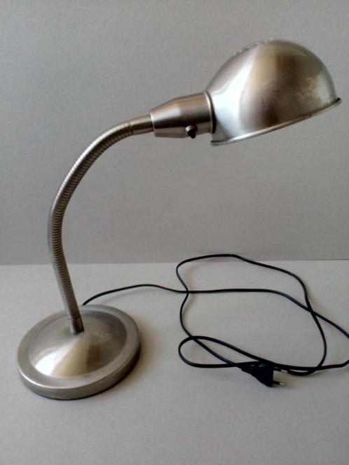 Vintage IKEA Bureaul/tafellamp.Verstelbaar., Huis en Inrichting, Lampen | Tafellampen, Gebruikt, Minder dan 50 cm, Metaal, Ophalen of Verzenden