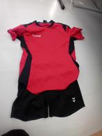 Sport set hummel broek en shirt rood zwartmt 152, Kinderen en Baby's, Kinderkleding | Maat 152, Hummel, Jongen of Meisje, Sport- of Zwemkleding