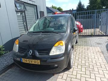 Renault Modus 1.6 16V E4 2005 Zwart beschikbaar voor biedingen