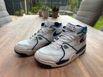 Nike Air Flight 89 // 42,5 // Leer // Wit blauw rood, Wit, Nike Air, Ophalen of Verzenden, Sneakers of Gympen