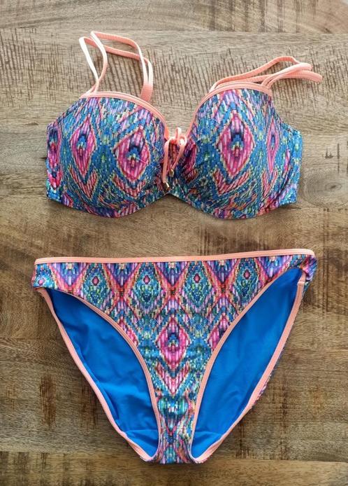 Prima donna bikini 75 E broekje 40 ZGAN blauw roze 75E, Kleding | Dames, Badmode en Zwemkleding, Zo goed als nieuw, Bikini, Blauw