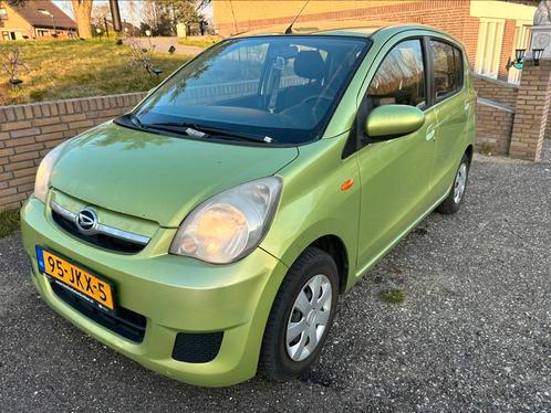 Cuore 1.0 5D Airco AUX 2e Eig Wielen Set VOLLE TANK!, Auto's, Daihatsu, Bedrijf, Cuore, Airbags, Airconditioning, Boordcomputer