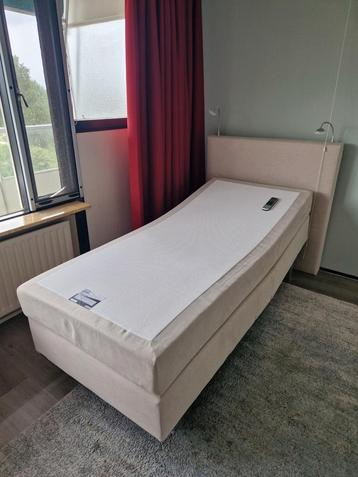 Avek 1 persoons bed, elektrisch verstelbaar  beschikbaar voor biedingen