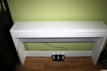 piano Korg LP380  beschikbaar voor biedingen