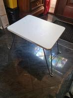 BEDTAFELTJE INKLAPBAAR / CAMPING, Caravans en Kamperen, Kampeermeubelen, Ophalen, Zo goed als nieuw, Campingstoel