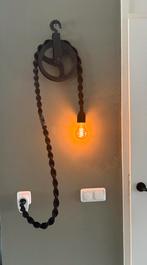 Stoere katrol lamp, Huis en Inrichting, Lampen | Wandlampen, Ophalen, Zo goed als nieuw