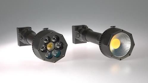 XLED Krachtigste Zaklampen | R136 series | 10.000-23.000 lm, Caravans en Kamperen, Zaklampen, Nieuw, Batterij, Verzenden