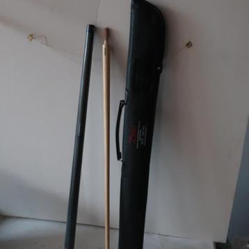 Biljart keu Artemis Trendline in hoes goede staat biljartkeu beschikbaar voor biedingen