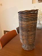 Decoratieve Rotan Vaas, Huis en Inrichting, Ophalen, Overige materialen, Overige kleuren, Zo goed als nieuw