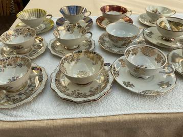 Theekopjes verzameling jaren '50 beschikbaar voor biedingen