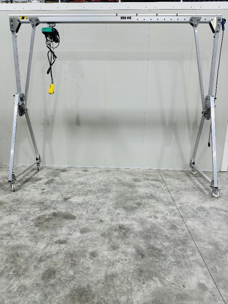 Portaalkraan Comege CMU 250 met Verlinde elektrische takel, Doe-het-zelf en Verbouw, Lieren en Takels, Gebruikt, Elektrisch, Ophalen