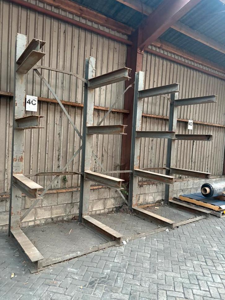 Draagarm stelling, Doe-het-zelf en Verbouw, Overige Doe-het-zelf en Verbouw, Gebruikt, Ophalen