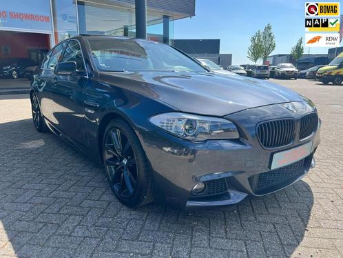 BMW 5-serie 535d Upgrade Edition Automaat, Navi-pro, trekhaa, Auto's, BMW, Bedrijf, Te koop, 5-Serie, ABS, Airbags, Airconditioning