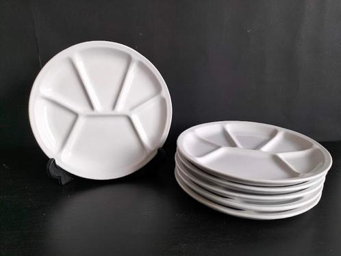 Vintage fondue bord van wit aardewerk uit de jaren 70, Huis en Inrichting, Keuken | Servies, Bord(en), Overige stijlen, Aardewerk