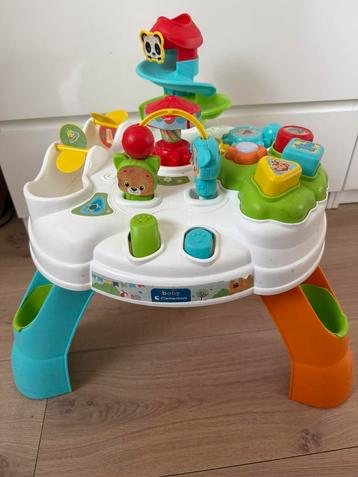 Speeltafel baby clementoni beschikbaar voor biedingen