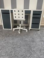Kinder bureau met bureau stoeltje, Ophalen, Zo goed als nieuw