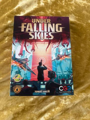 Under Falling Skies - Solo Bordspel CGE Games beschikbaar voor biedingen