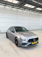 Mercedes-Benz A-Klasse A 250 e 218pk 8G-DCT 2021 Grijs, Auto's, Zwart, 4 cilinders, Sedan, USB
