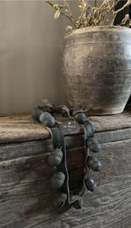 Oude kamelen bellen S Aura Peeperkorn stoer sober landelijk, Verzenden, Nieuw