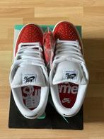 Nike SB x Supreme Jewel Swoosh Red US 10 Nieuw EU 44, Wit, Nieuw, Ophalen of Verzenden, Sneakers of Gympen