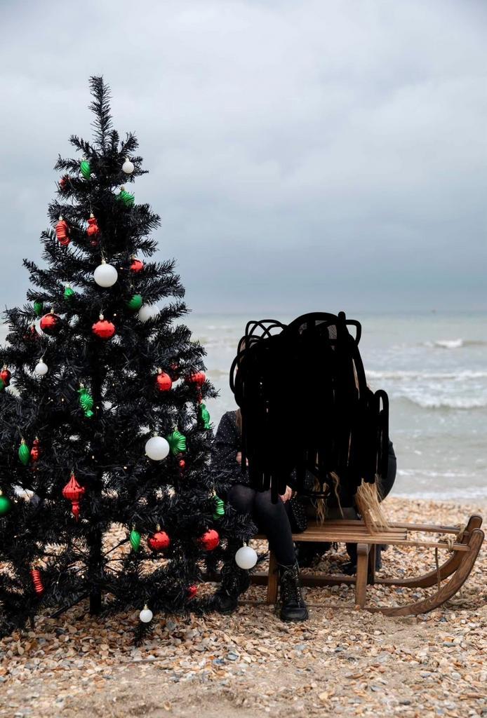 Kerstboom zwart 185 cm, Diversen, Kerst, Zo goed als nieuw, Ophalen