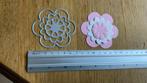 Snijmal set 3 delig bloem hartjes nr.404, Ophalen of Verzenden, Zo goed als nieuw