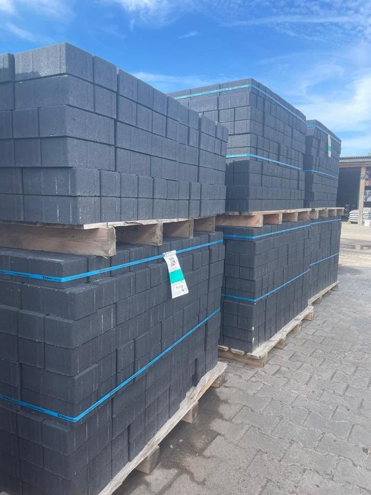 RESTPARTIJ Betonstraatsteen 8cm antraciet, Tuin en Terras, Tegels en Klinkers, Nieuw, Klinkers, Beton, 10 m² of meer, Ophalen