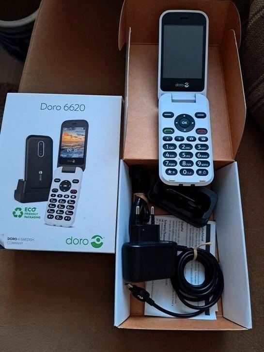 Doro 6620 rood inklapbaar mobiel compleet Z.G.A.N, Telecommunicatie, Mobiele telefoons | Overige merken, Zo goed als nieuw, Zonder abonnement