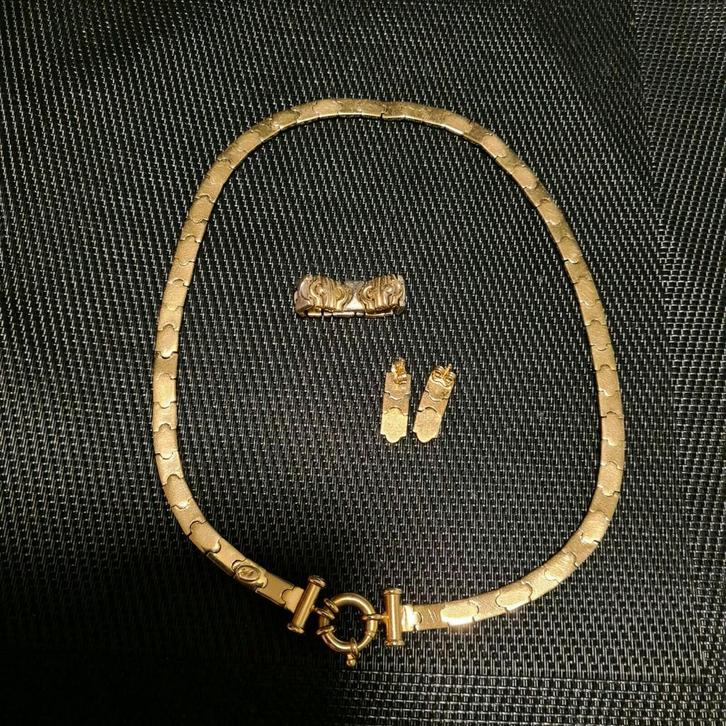 14 kt gouden set ketting ring en oorbellen wit met geel goud, Sieraden, Tassen en Uiterlijk, Armbanden, Zo goed als nieuw, Goud