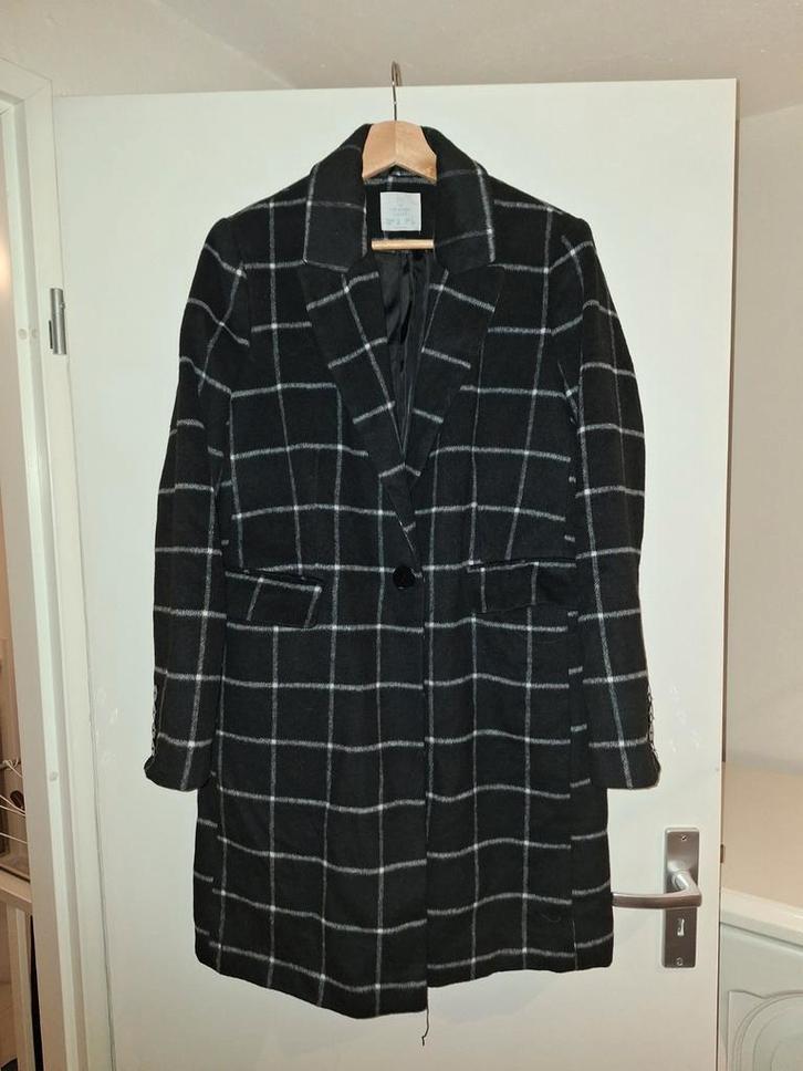 Zwart wit geruite jas Primark maat 40, Kleding | Dames, Jassen | Winter, Zo goed als nieuw, Maat 38/40 (M), Zwart, Ophalen of Verzenden