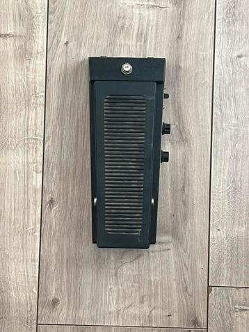 Shin ei fuzz wah beschikbaar voor biedingen