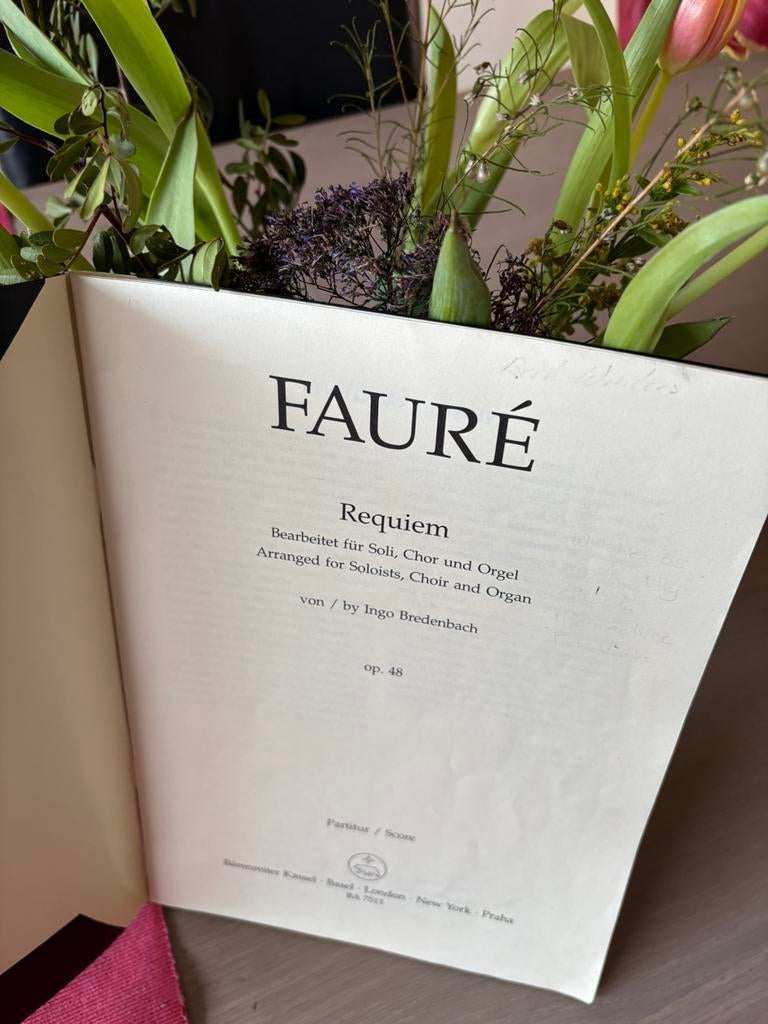 Partituur Requiem, Muziek en Instrumenten, Bladmuziek, Ophalen of Verzenden, Zo goed als nieuw, Artiest of Componist, Klassiek
