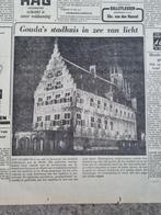 Nieuwe verlichting Stadhuis Gouda (krant 1960), Ophalen of Verzenden, 1960 tot 1980, Knipsel(s)