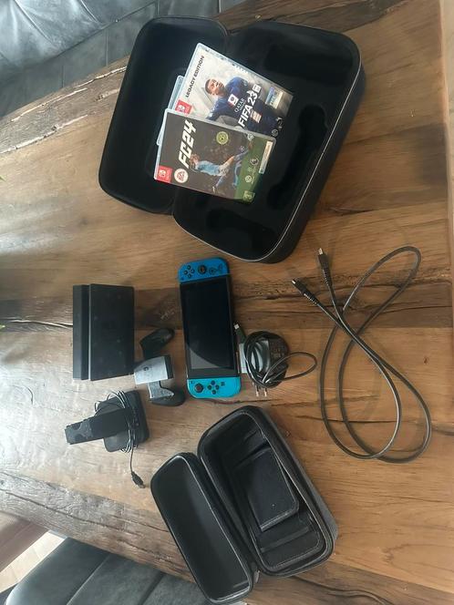 Nintendo switch special edition fortnite, Spelcomputers en Games, Spelcomputers | Nintendo Switch, Zo goed als nieuw, Switch Original
