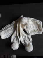 Sjaal en muts. Crème kleur. Maat 54/56. Nieuw, Ophalen of Verzenden, Nieuw, Jongen of Meisje, Muts