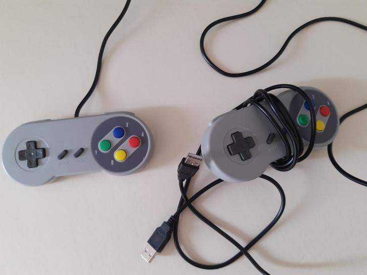 SuperNES controllers USB (set van 2 controllers), Spelcomputers en Games, Spelcomputers | Overige Accessoires, Gebruikt, Ophalen of Verzenden