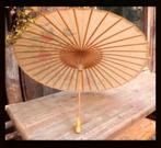 Prachtige oude chinese parasol van papier en hout.
I.z.g.s, Ophalen of Verzenden