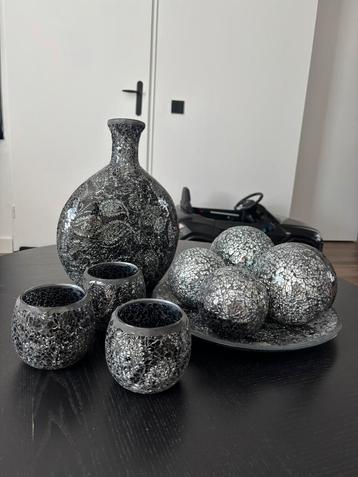 Mooie decoratieset in zwart / zilver  beschikbaar voor biedingen