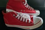 RODE HALFHOGE SNEAKERS 40 NIEUW, Kleding | Dames, Schoenen, Ophalen of Verzenden, Nieuw, Rood, Sneakers of Gympen