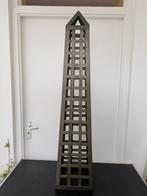 Obelisk metaal piramide, Ophalen, Zo goed als nieuw