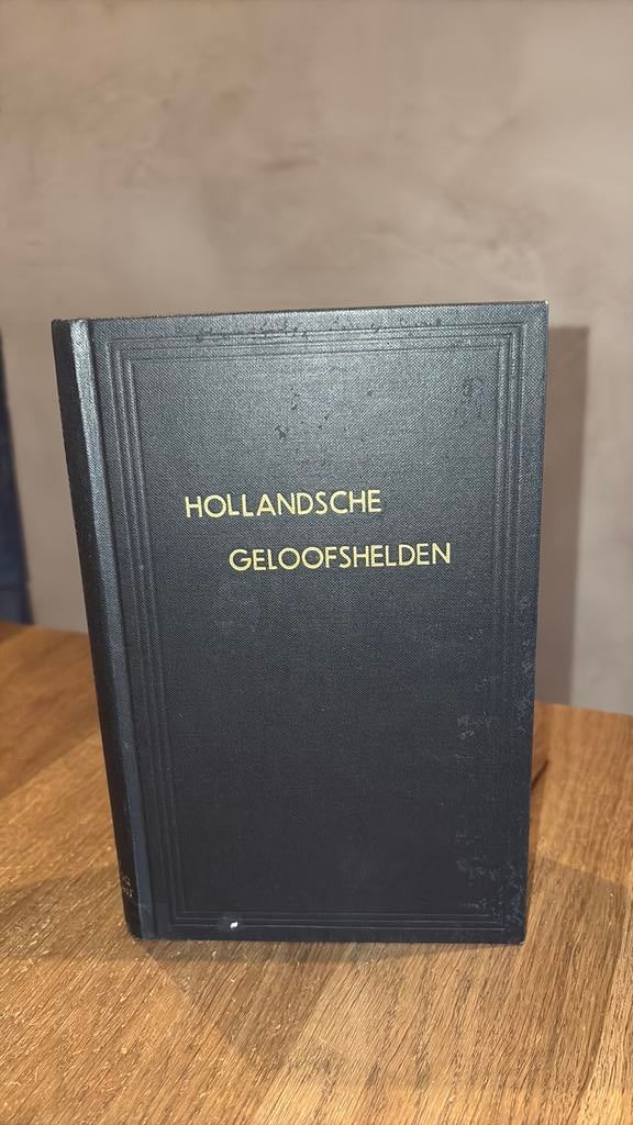 KR-1 Hollandse geloofshelden. Abraham Hellenbroek ea, Boeken, Ophalen of Verzenden, Gelezen
