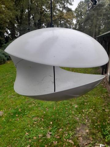 Voederhuisje vogelhuisje beschikbaar voor biedingen
