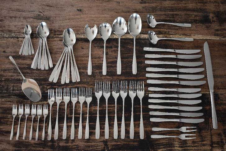 Gero Zilduro 725 Mondetti 6 persoons cassette - bestekset, Huis en Inrichting, Keuken | Bestek, Gebruikt, Bestekset, Rvs of Chroom