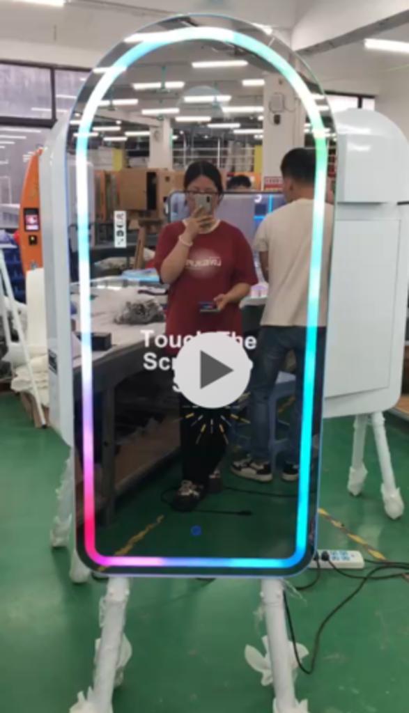 Professionele ongebruikte Mirror Photobooth - COMPLEET, Hobby en Vrije tijd, Feestartikelen, Nieuw, Feestartikel, Overige, Ophalen of Verzenden