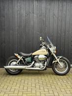 Honda Shadow VT750 C2 - Bobber Stijl, 2 cilinders, 745 cc, Chopper, Particulier
