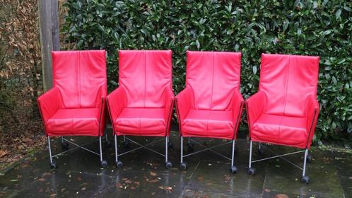Montis Chaplin leren stoelen met wieltjes. 4 stuks., Huis en Inrichting, Stoelen, Vier, Leer, Rood, Ophalen of Verzenden