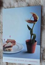 Vleesetende plant naast broodje worst, Verzenden, 1980 tot heden, Ongelopen, Overige thema's