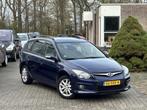 Hyundai i30 CW 1.4i i-Motion | Clima | Cruise | Apk 09-2026, Auto's, Voorwielaandrijving, Euro 5, Stof, Gebruikt