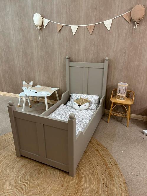 Peuterbed •Nox• By Juffrouw Kwast, Kinderen en Baby's, Kinderkamer | Bedden, Zo goed als nieuw, 140 tot 160 cm, 70 tot 85 cm, Matras
