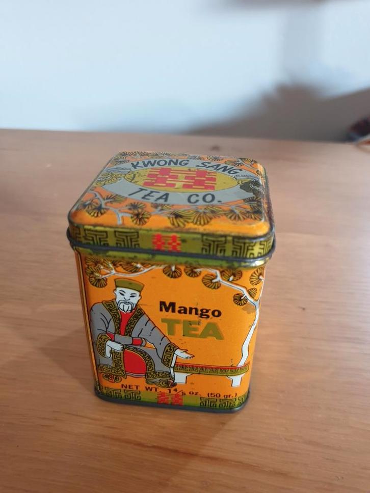 (T) Kwong Sang Chinese Mango Theeblik. Jaren 70., Verzamelen, Blikken, Gebruikt, Thee, Ophalen of Verzenden